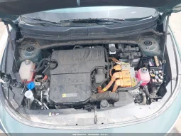
										Kia Niro full									