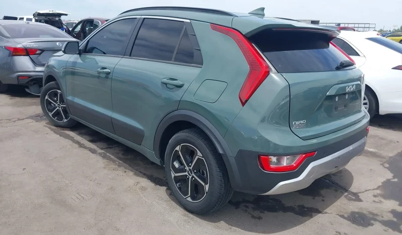 
								Kia Niro full									
