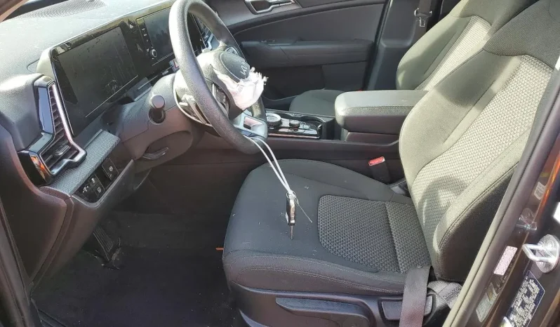 
								KIA Sportage full									