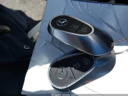 
										Mercedes-Benz C 300 full									