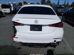 
										Mercedes-Benz C 300 full									