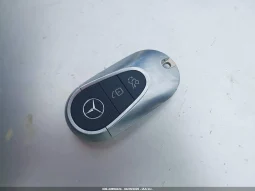 
										Mercedes-Benz C 300 full									