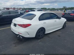 
										Mercedes-Benz C 300 full									
