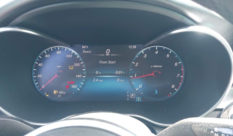 
								Mercedes-Benz C 300 full									