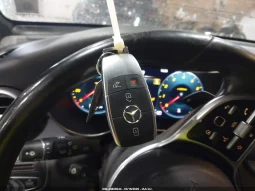 
										Mercedes-Benz GLC 300 full									