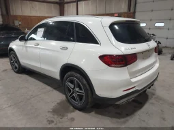 
										Mercedes-Benz GLC 300 full									