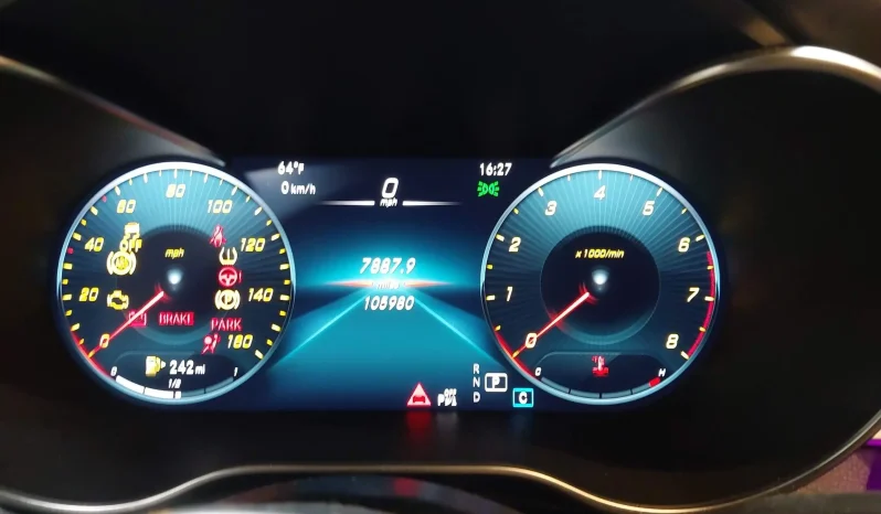 
								Mercedes-Benz GLC 300 full									