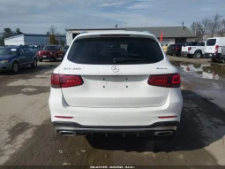 
										Mercedes-Benz GLC 300 full									