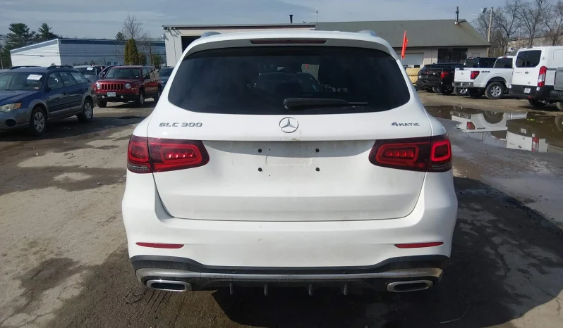 
								Mercedes-Benz GLC 300 full									