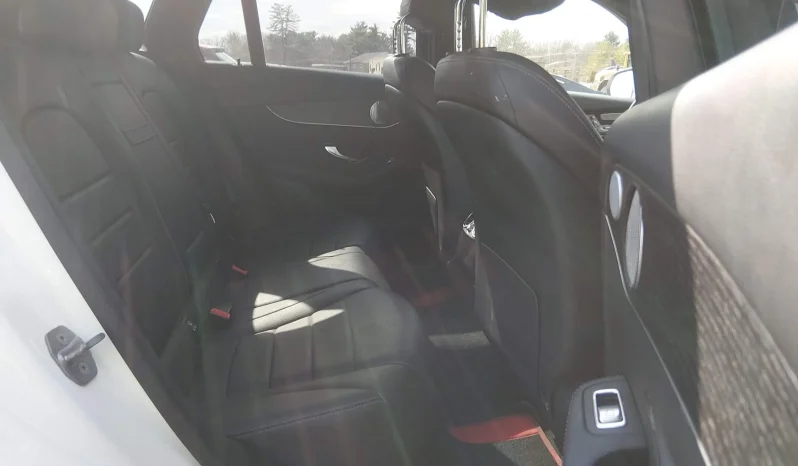 
								Mercedes-Benz GLC 300 full									