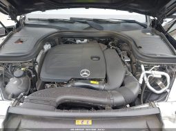 
										Mercedes-Benz GLC-Class full									
