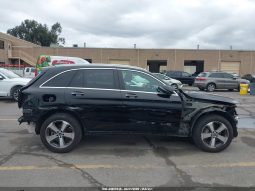 
										Mercedes-Benz GLC-Class full									