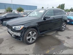 
										Mercedes-Benz GLC-Class full									