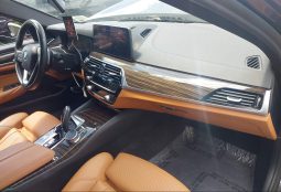 
										BMW 5 Series full									