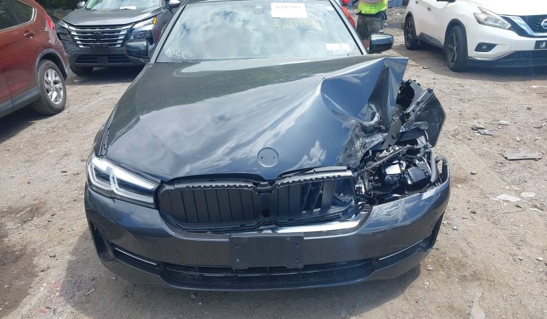 
								BMW 5 Series full									