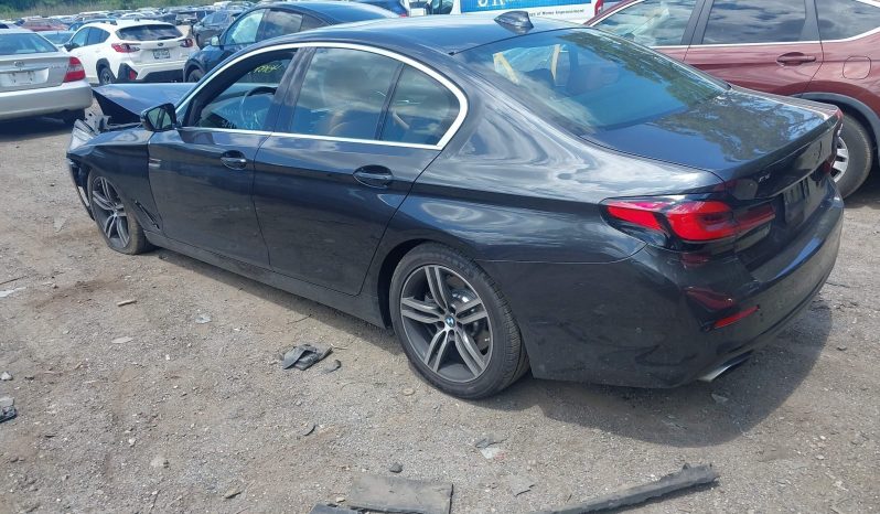 
								BMW 5 Series full									