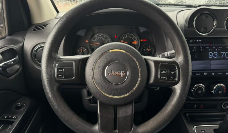 
								2016 Jeep Compass, Sport full									