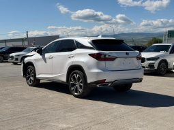 
										2021 Lexus RX, 350 full									