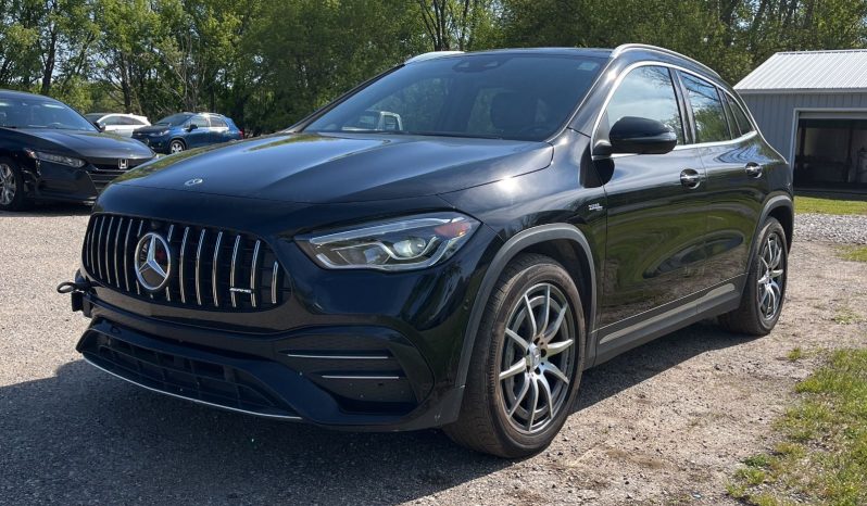 
								Mercedes-Benz GLA-Class full									