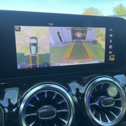 
										Mercedes-Benz GLA-Class full									