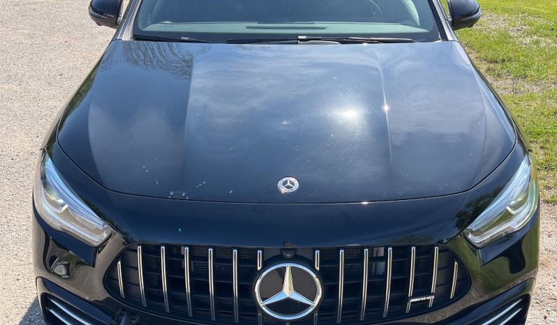 
								Mercedes-Benz GLA-Class full									