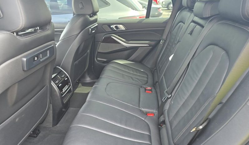 
								BMW X5 sDrive40i full									