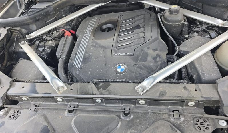 
								BMW X5 sDrive40i full									