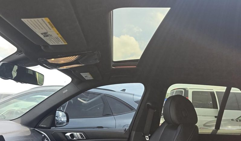 
								BMW X5 sDrive40i full									