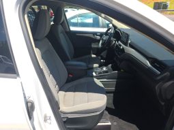 
										Ford Escape full									