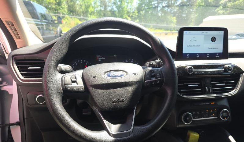 
								Ford Escape full									