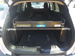 
										Ford Escape full									