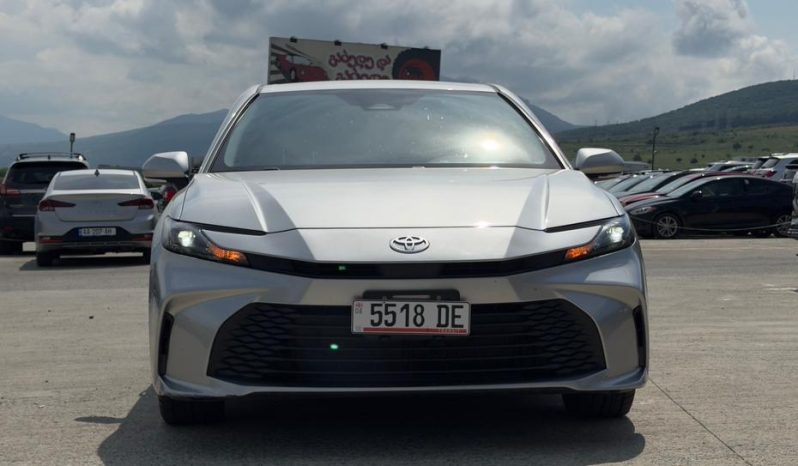 
								Toyota Camry 2024 full									