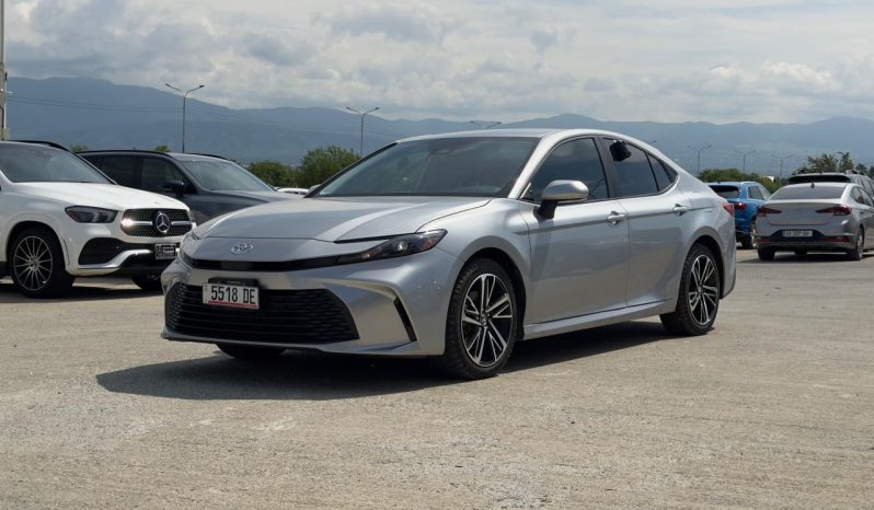 
								Toyota Camry 2024 full									