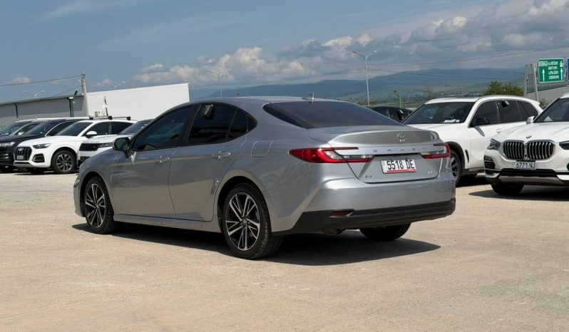 
								Toyota Camry 2024 full									