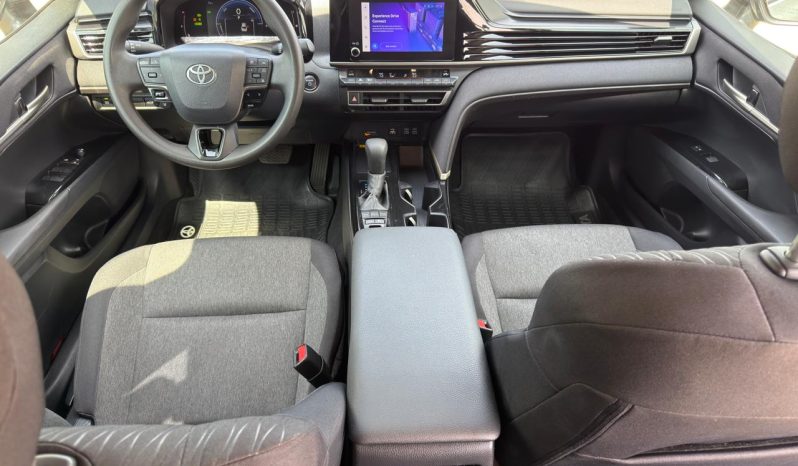 
								Toyota Camry 2024 full									