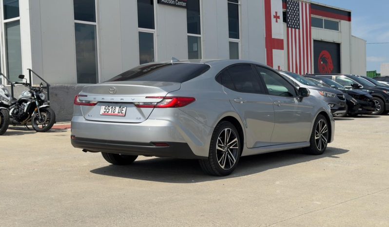 
								Toyota Camry 2024 full									
