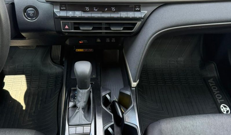 
								Toyota Camry 2024 full									