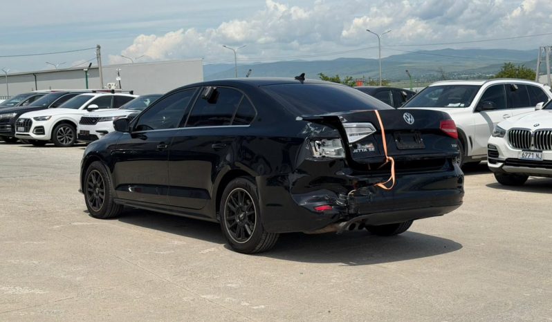 
								2015 Volkswagen Jetta, SE full									