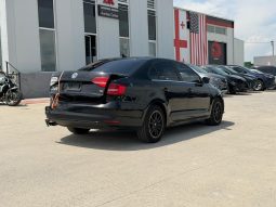 
										2015 Volkswagen Jetta, SE full									