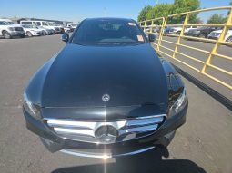 
										Mercedes-Benz E-Class full									