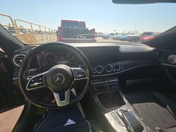 
										Mercedes-Benz E-Class full									