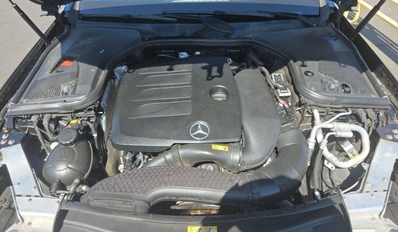 
								Mercedes-Benz E-Class full									
