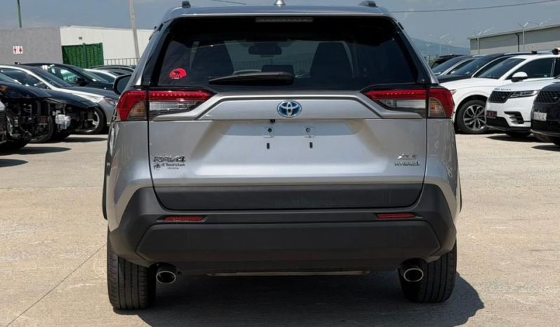 
								2023 Toyota RAV4, Xle full									
