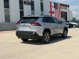 
										2023 Toyota RAV4, Xle full									
