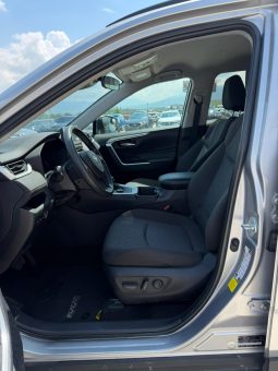 
										2023 Toyota RAV4, Xle full									