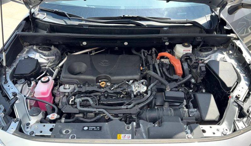 
								2023 Toyota RAV4, Xle full									