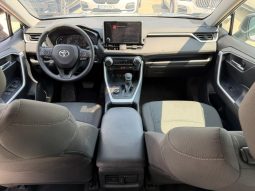 
										2023 Toyota RAV4, Xle full									