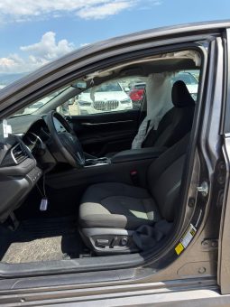 
										2023 Toyota Camry, Le Hybrid full									