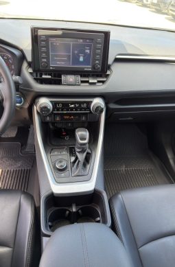 
										2022 Toyota RAV4, Xle Premium full									