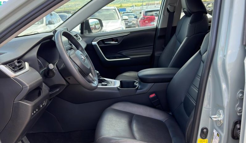 
								2022 Toyota RAV4, Xle Premium full									
